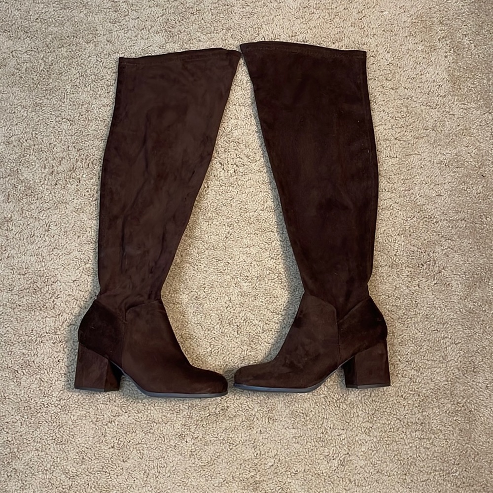 Women’s over the knee suede boots
